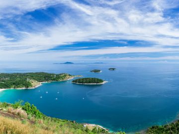 Black Rock Viewpoint - Pa Hin Dum (ผาหินดำ)