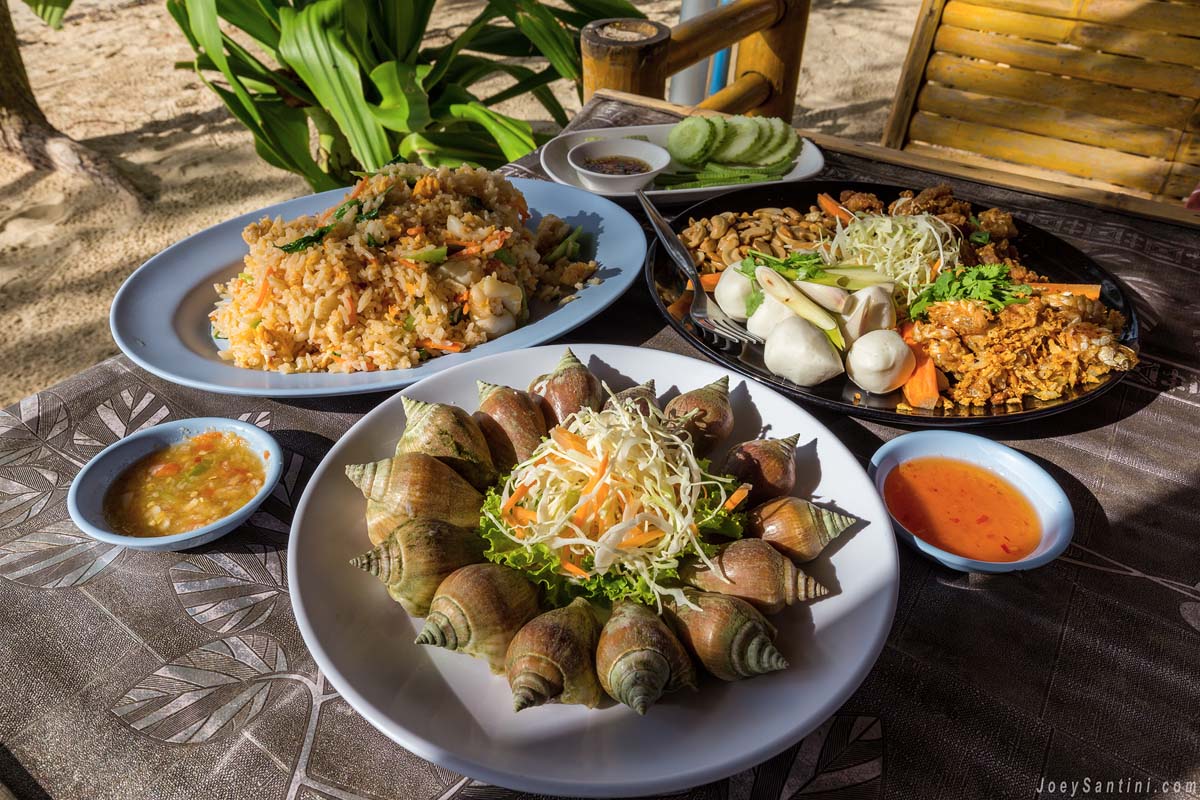 Shells, rise and Thai food