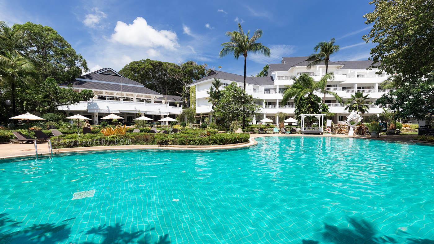 Thavorn Palm Beach Resort Phuket - Joey Santini Photography